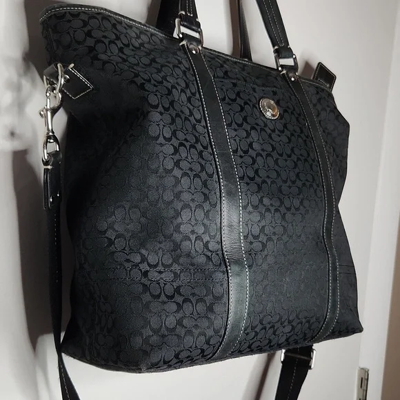 Coach Black Signature Canvas Tote Bag - Picture 2 of 6